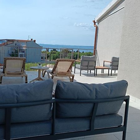Caramel Comforts With Sea View In Stinjan Only 300 Meters From The Beach Pula Exteriör bild