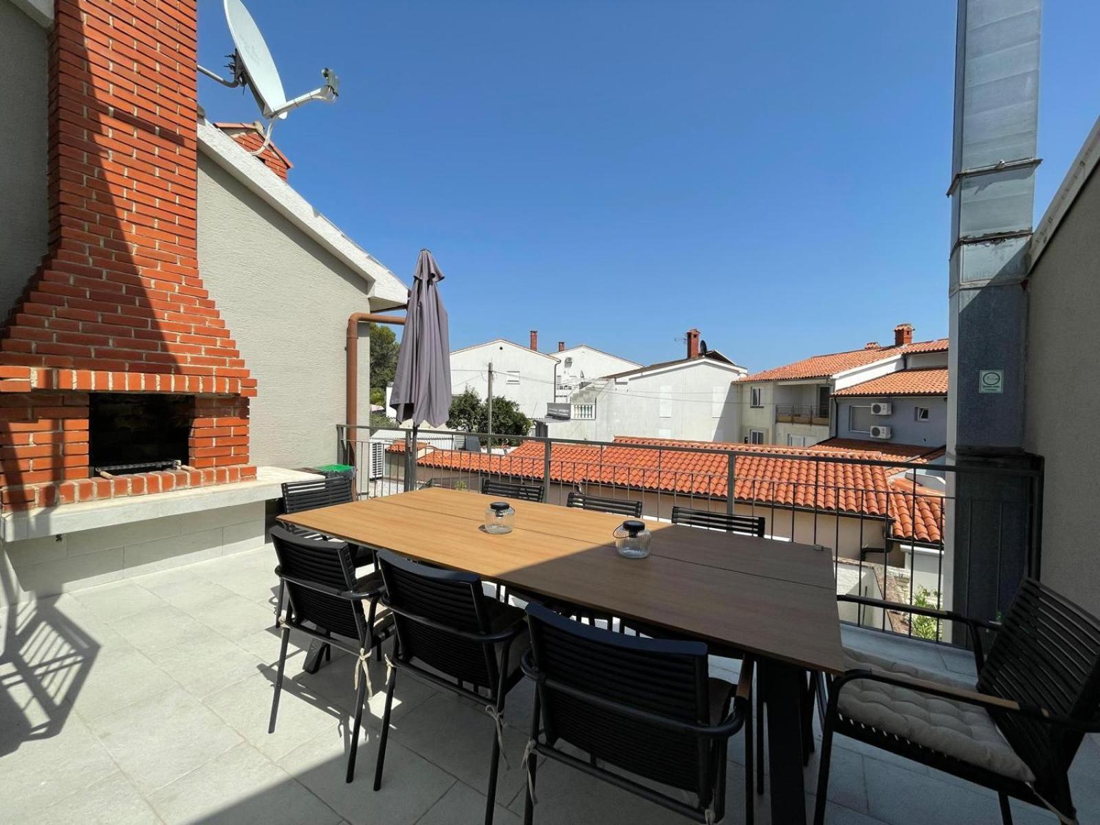 Caramel Comforts With Sea View In Stinjan Only 300 Meters From The Beach Pula Exteriör bild