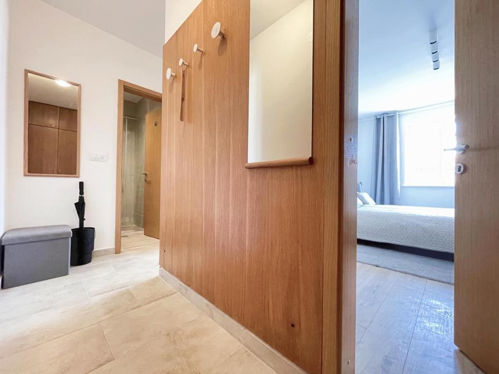 Caramel Comforts With Sea View In Stinjan Only 300 Meters From The Beach Pula Exteriör bild