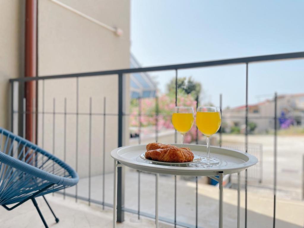 Caramel Comforts With Sea View In Stinjan Only 300 Meters From The Beach Pula Exteriör bild