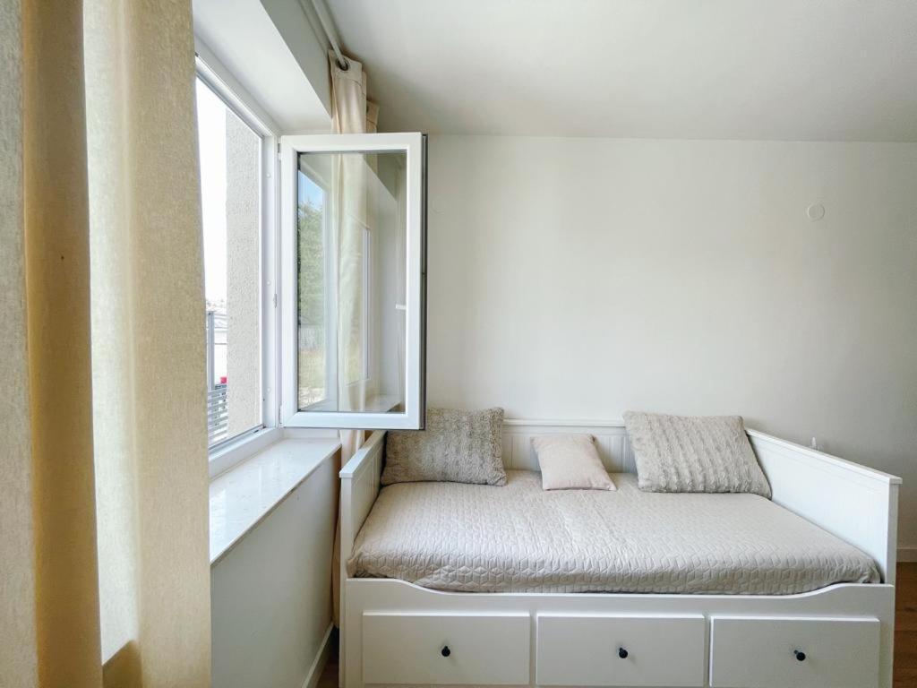 Caramel Comforts With Sea View In Stinjan Only 300 Meters From The Beach Pula Exteriör bild
